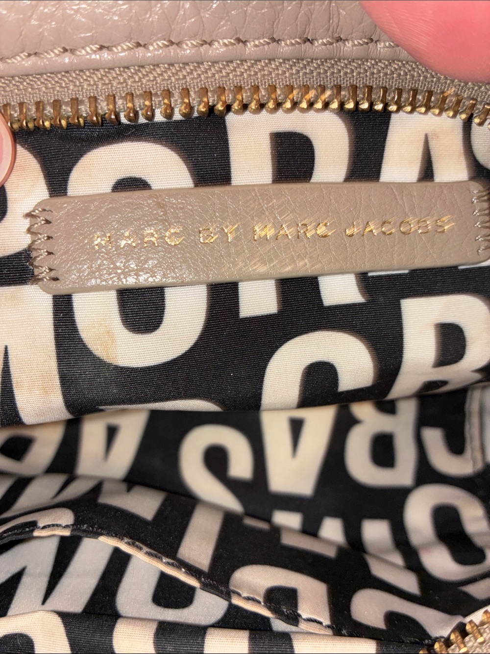 Marc by Marc Jacobs Pebbled Leather Crossbody Bag - Picture 8 of 12